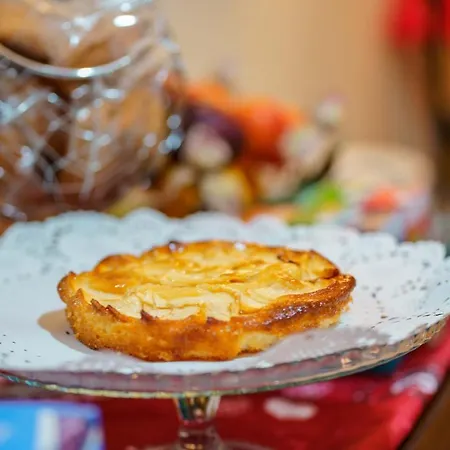 Dolce לינה וארוחת בוקר